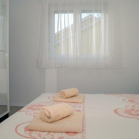 Holiday Home Luka Zadar Eksteriør billede
