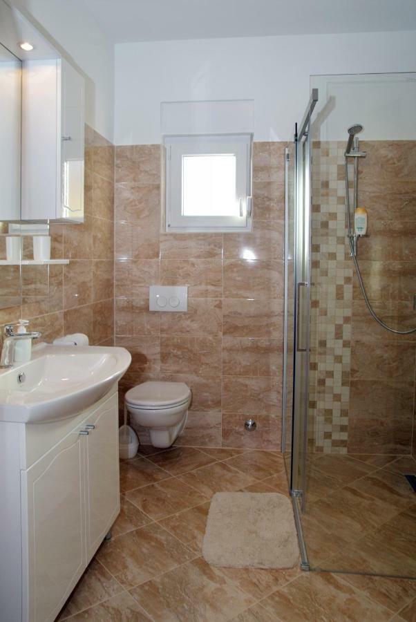 Holiday Home Luka Zadar Eksteriør billede